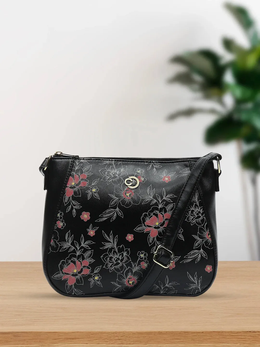 Caprese Snow Sling Medium Printed Women'S Handbag Black