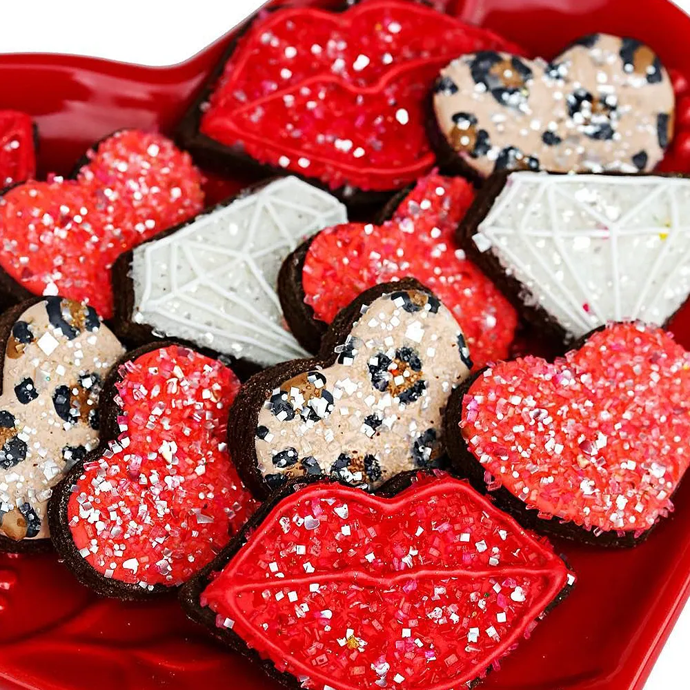 Make Me Blush Glittery Sugar™
