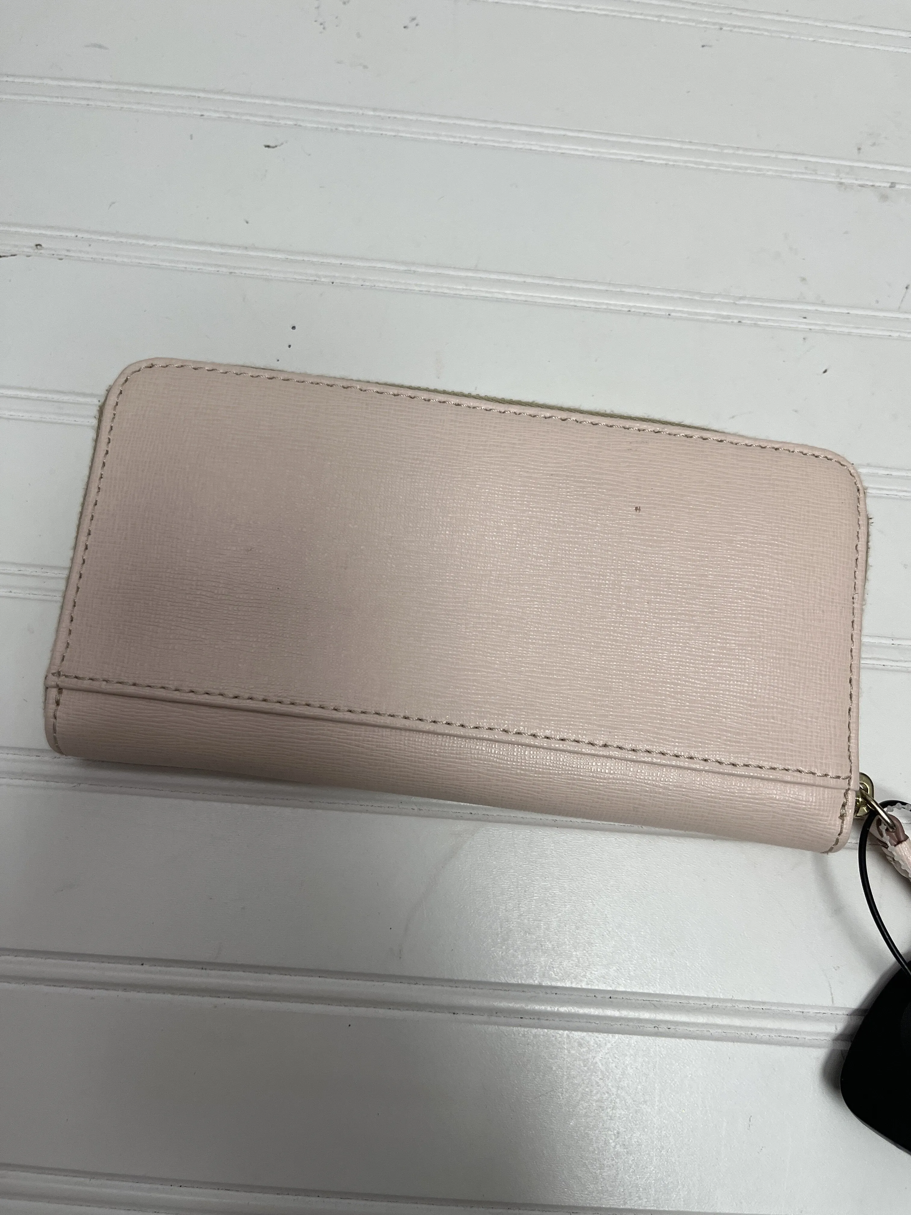 Wallet Designer By Dooney And Bourke  Size: Medium